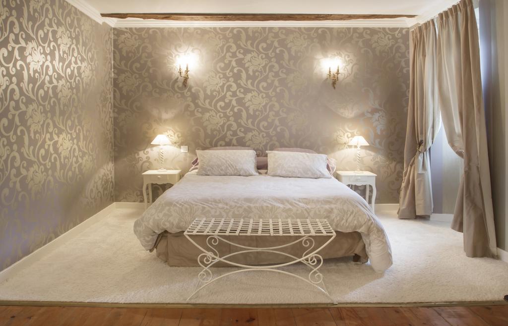 Chateau De Puyrigaud Bed & Breakfast Leoville Exterior photo